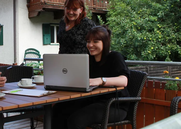 ペンション ポザウナー ゲストハウス ドルフガシュタイン